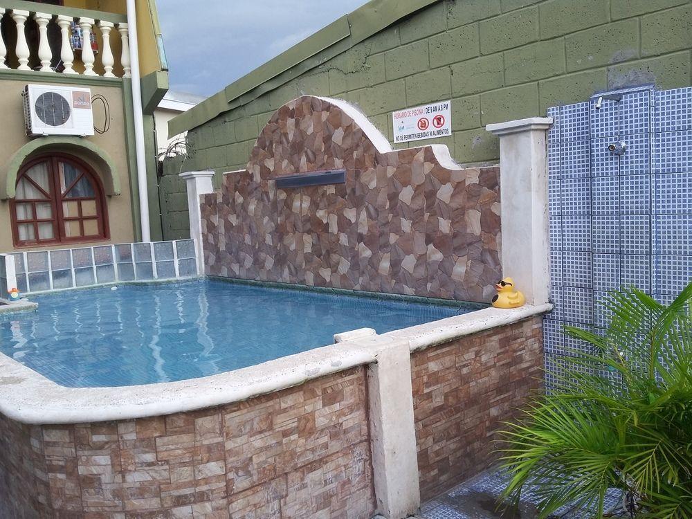 Cabinas Madeleine Puntarenas Luaran gambar