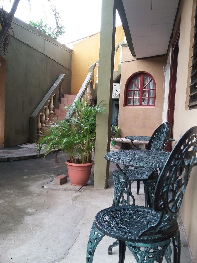 Cabinas Madeleine Puntarenas Luaran gambar
