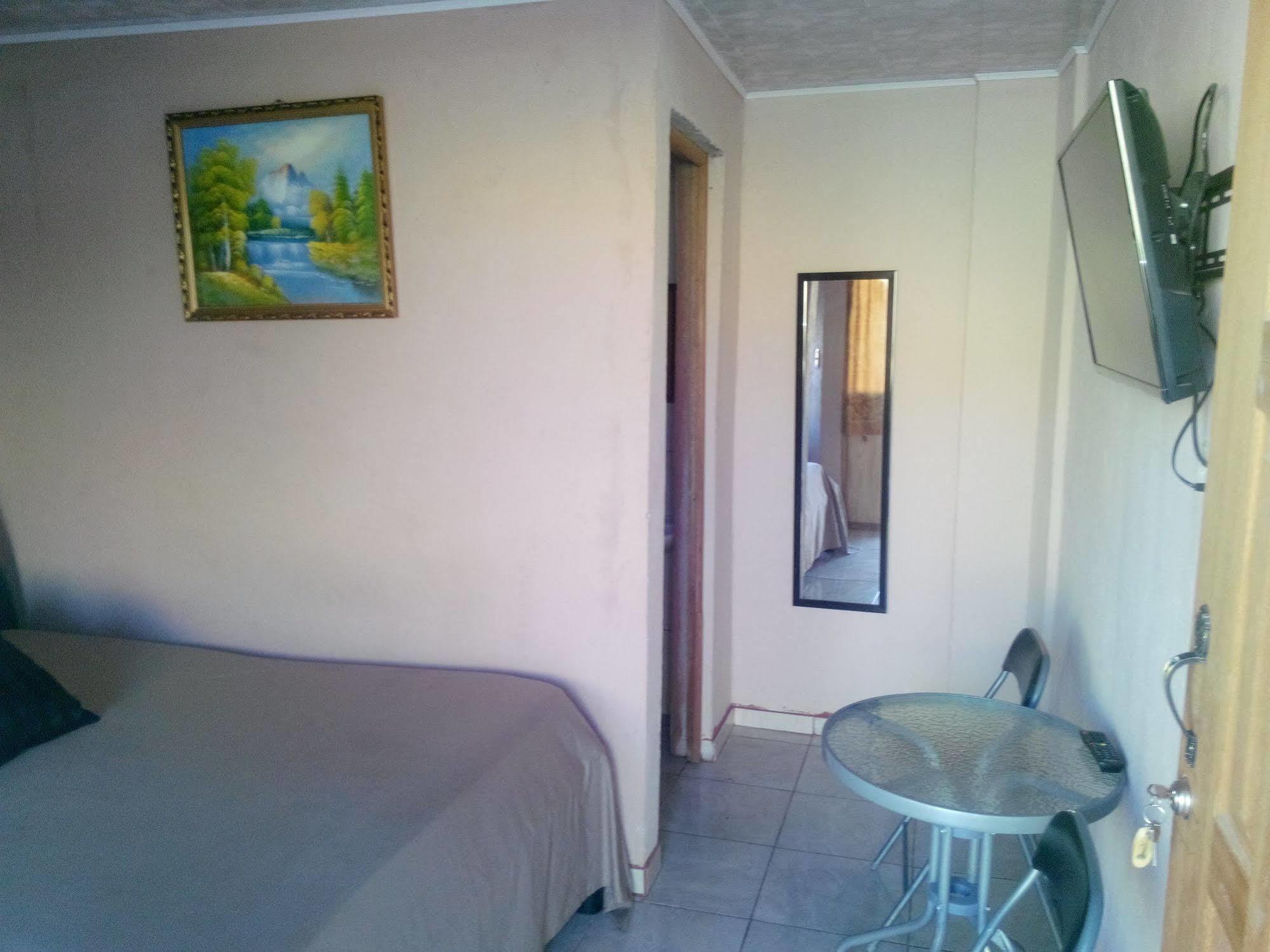 Cabinas Madeleine Puntarenas Luaran gambar
