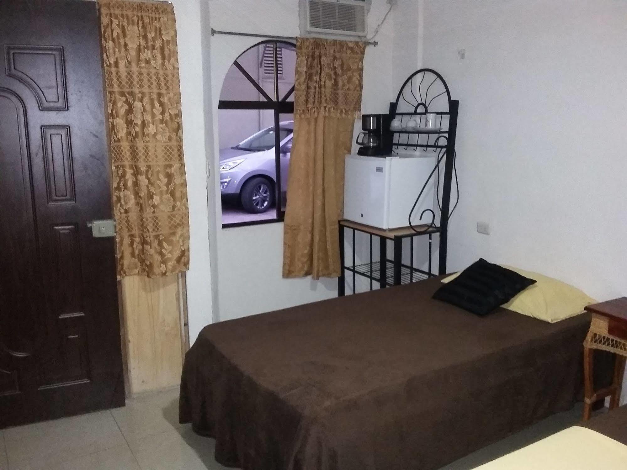 Cabinas Madeleine Puntarenas Luaran gambar