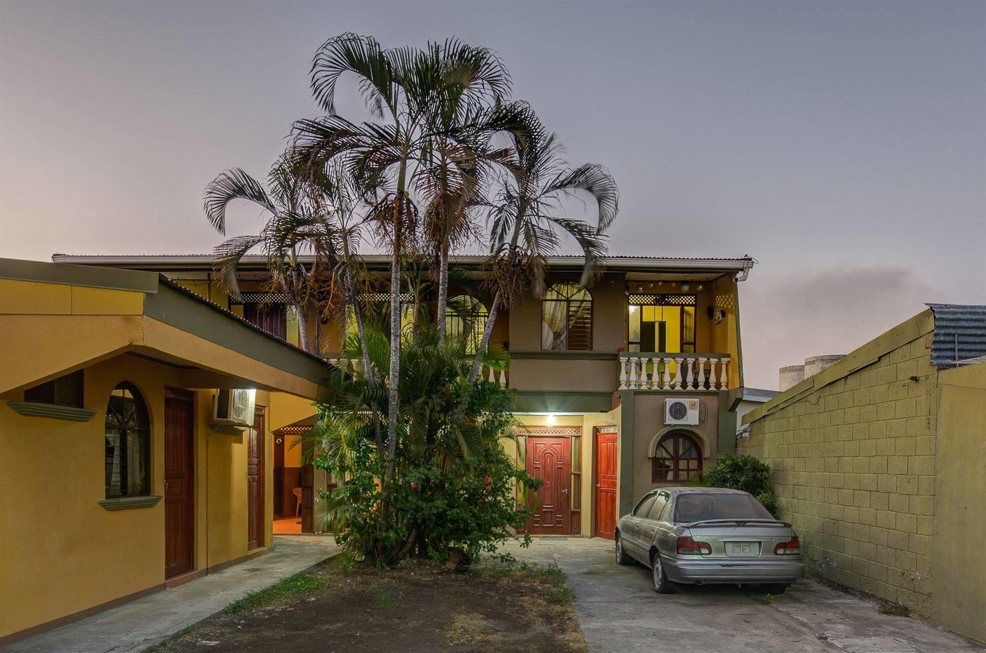 Cabinas Madeleine Puntarenas Luaran gambar