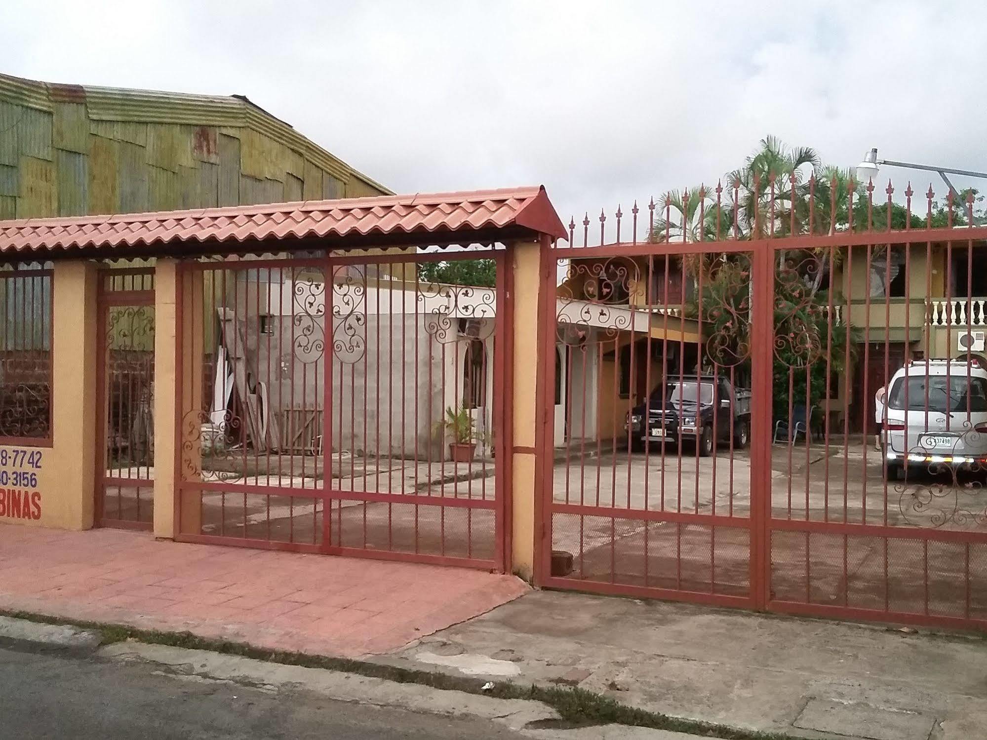 Cabinas Madeleine Puntarenas Luaran gambar